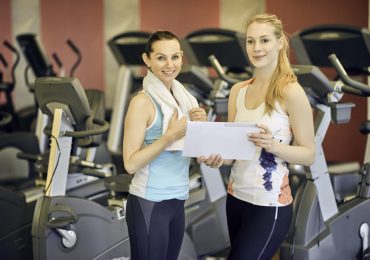 Gym staff training, training new gym employee