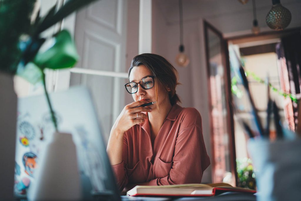 COVID, businesswoman thinking