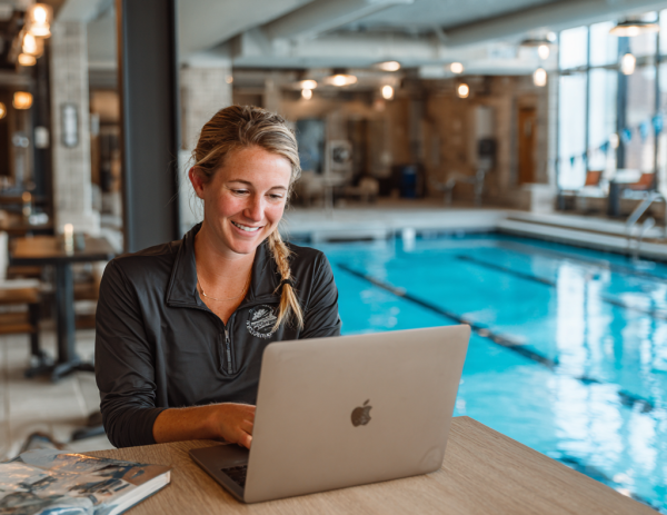 6 Benefits of Swim School Software