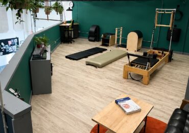 The cozy loft of Westside Pilates Center, run by WellnessLiving.