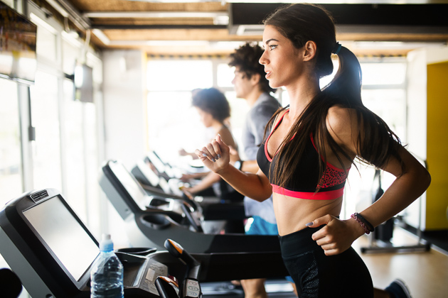 how to upsell gym memberships, people on treadmills